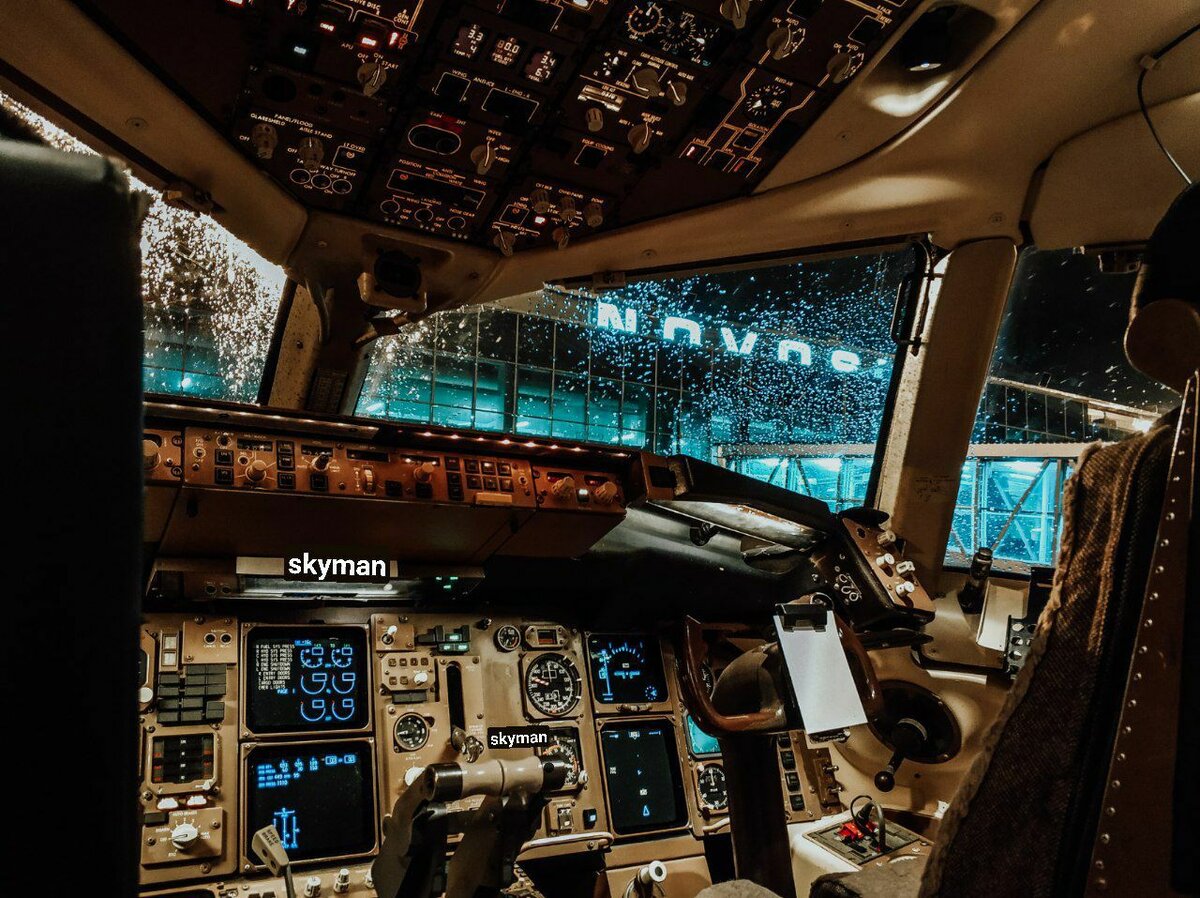 Вид из кабины Boeing 757