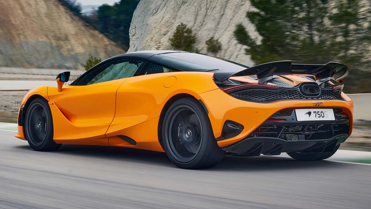 Maclaren 720s