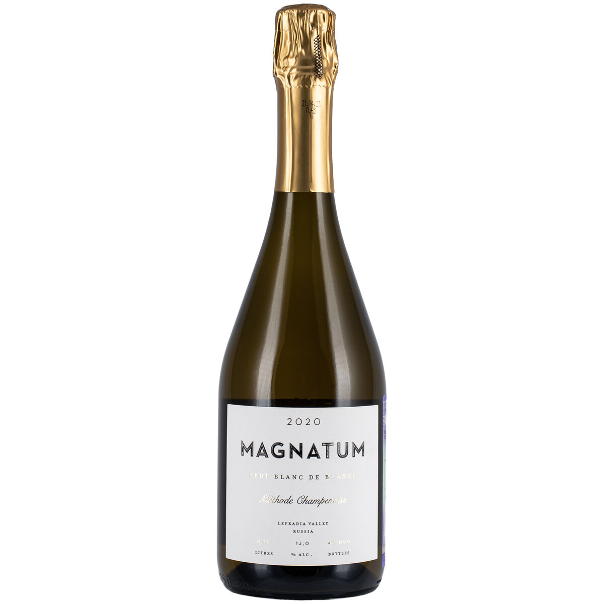 Шампанское magnatum. Магнатум какая винодельня. Долина лефкадия вино. Российские вина. Игристое вино магнатум magnatum.