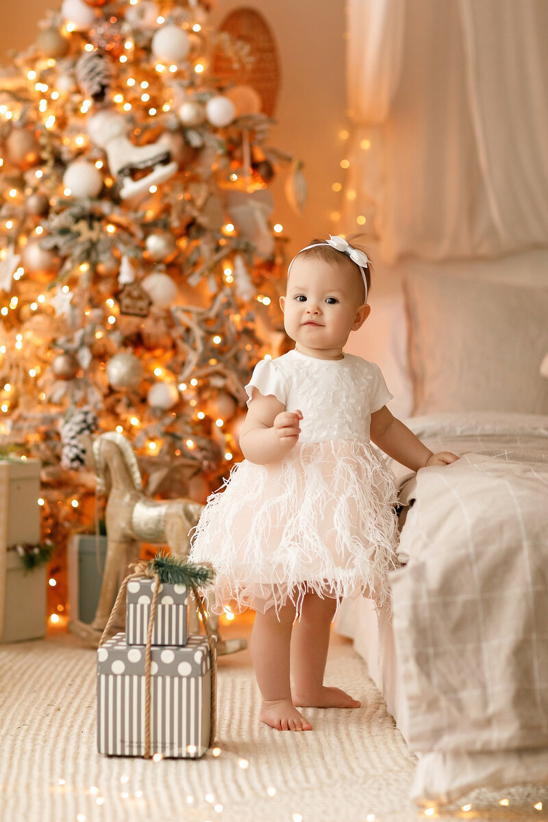 Семейная новогодняя фотосессия в студии. Фотограф Елена Клюкина