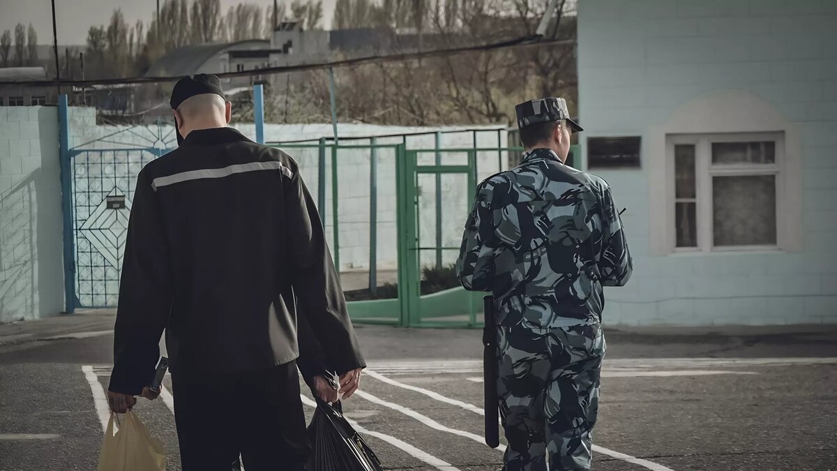     Ставрополец вербовал осужденных в экстремисты, сообщают в краевом управлении ФСБ.
