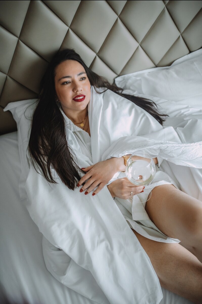 Хочется вот так лежать и отмечать сдачу экзамена, но...