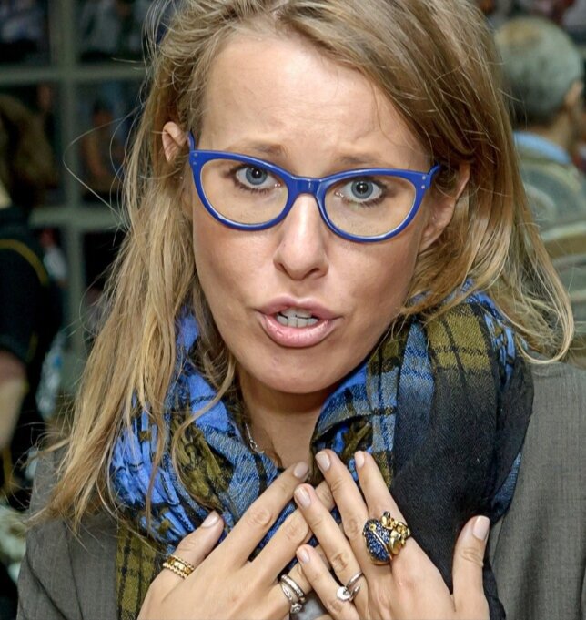 Ксюша Собчак - "кандидат" в президенты. 