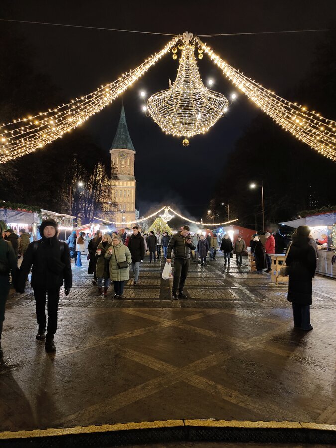 Новогодний фестиваль уличной еды в Калининграде 