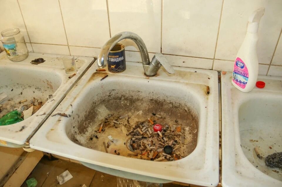 Жители барнаульского Потока пожаловались на наркопритон в многоквартирном доме Источник: Виталий Барабаш