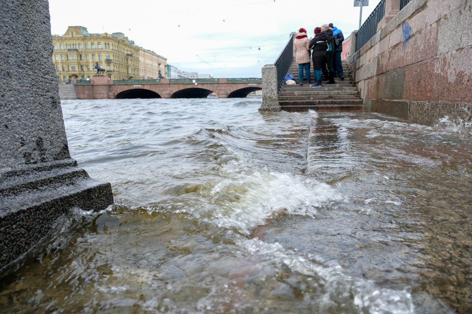 Вода сильно поднялась