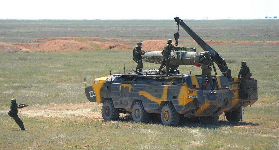 Ракетный комплекс "Точка-У" во время подготовки к учебно-боевым пускам - Фото: Дмитрий Рогулин/ТАСС