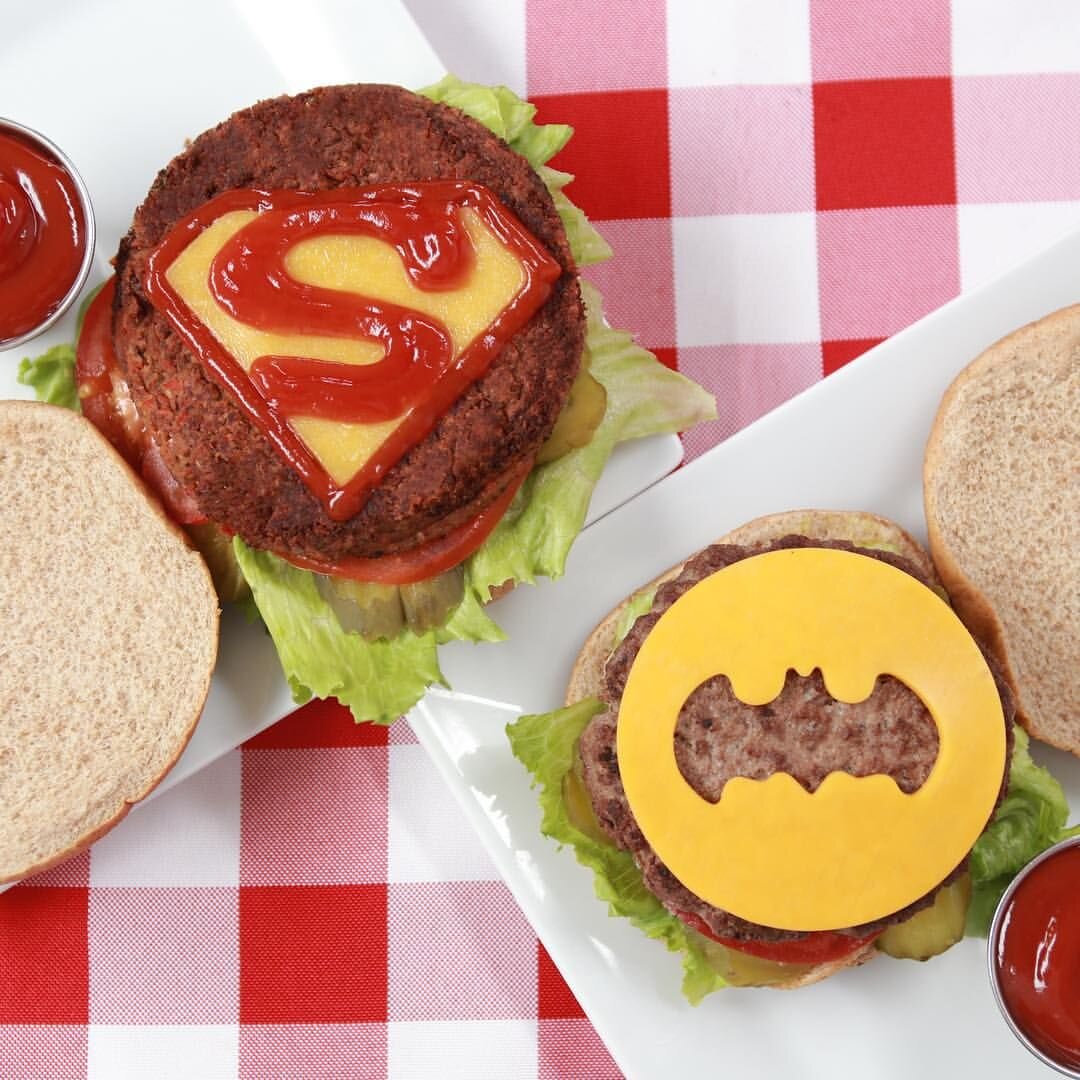 и супергерои бывают голодны