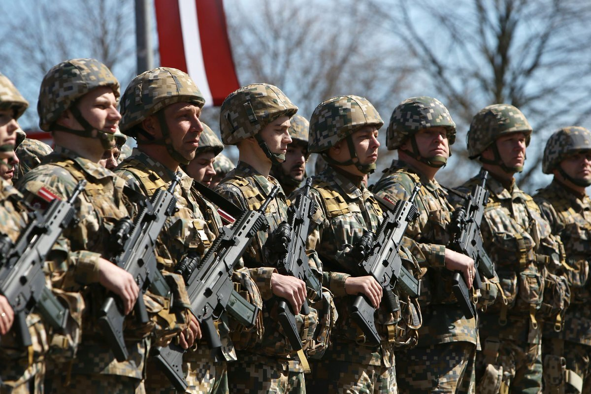 Армия латвии. Латвийские войска. Вс латвии. Военная форма латвии. Латвийская военная форма.