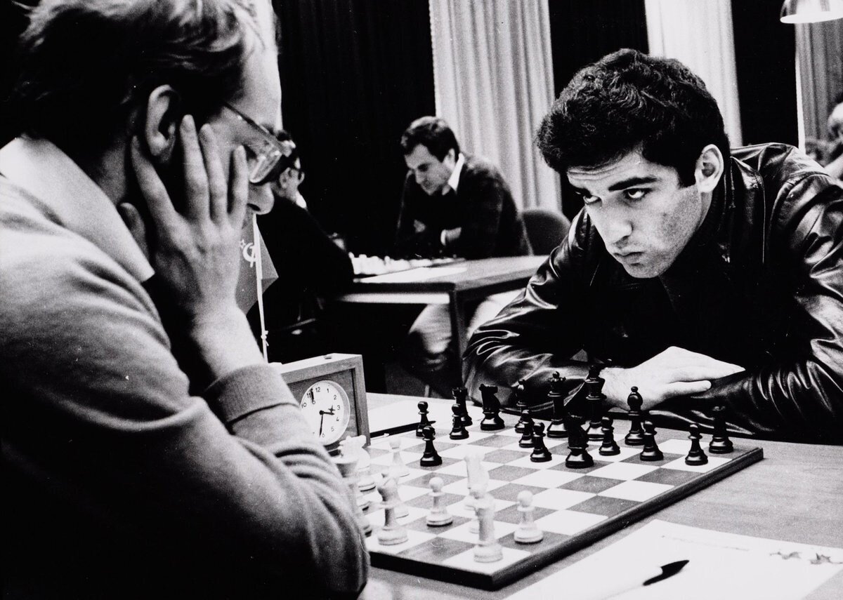 Фирменный взгляд Гарри Каспарова