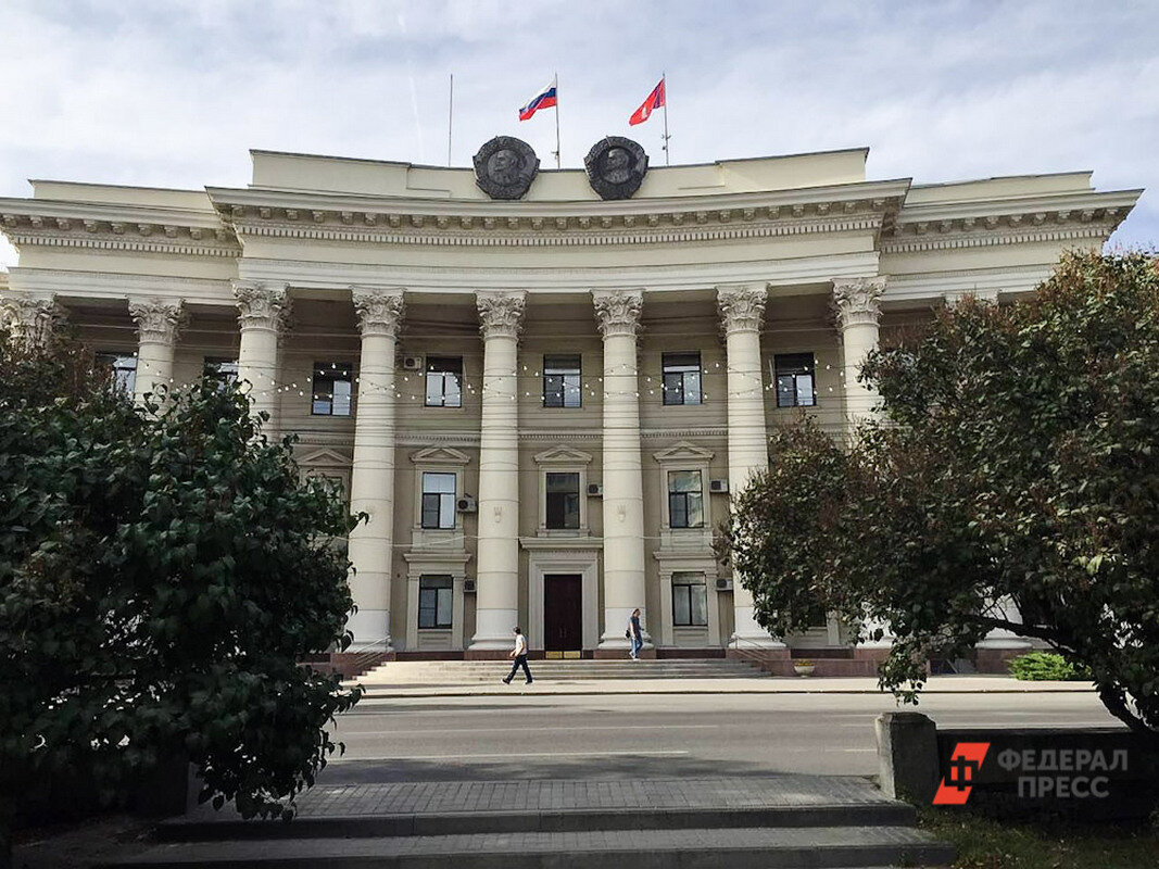 Чиновники Волгограда получат прибавку к зарплате почти 11%.  Фото: Фото: ФедералПресс / Андрей Гусий