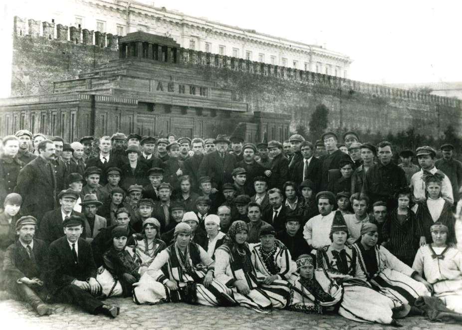 История фото по займам в 1924 году Генерал Азизбеков: сын одного из 26, выдающийся хозяйственник времен Великой Оте