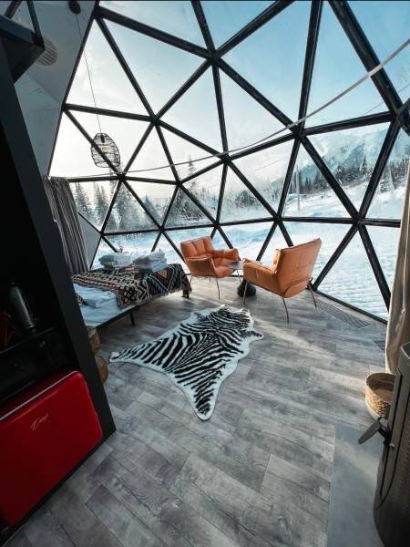 DzenDome, стеклянный купольный дом внутри, фото dzendome.ru