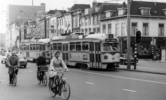 Гаага в конце шестидесятых... Я буду долго гнать велосипед.