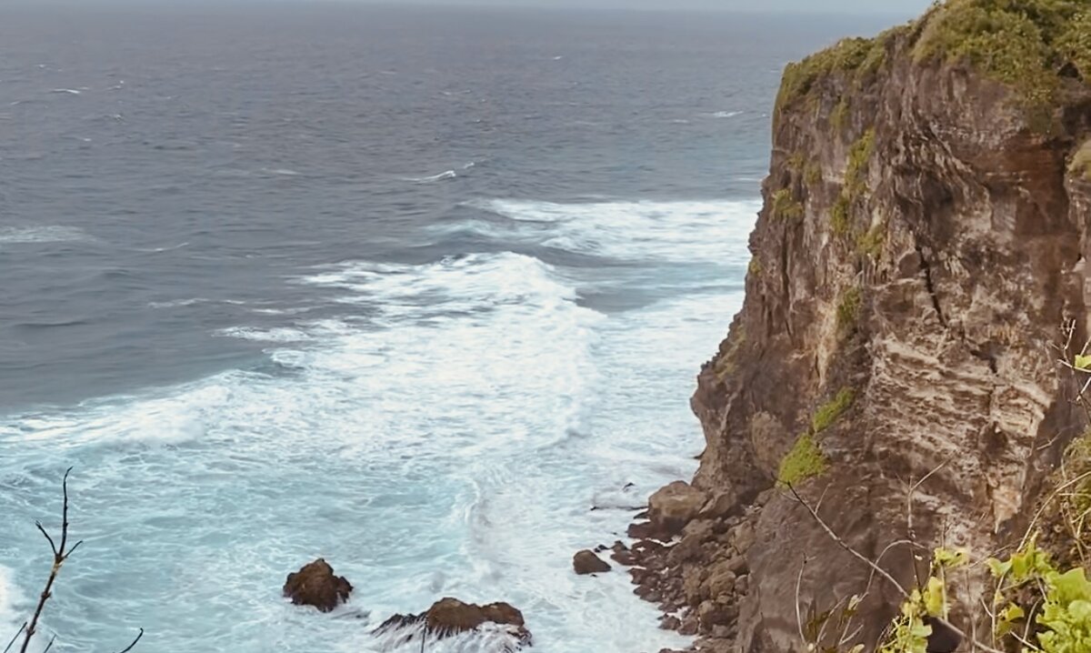 Мы защищаемся и только перед близкими готовы быть собой