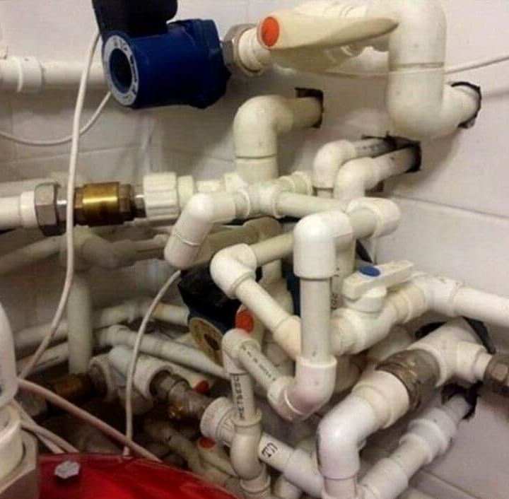 Горе сантехники... угарные фотки со стройки