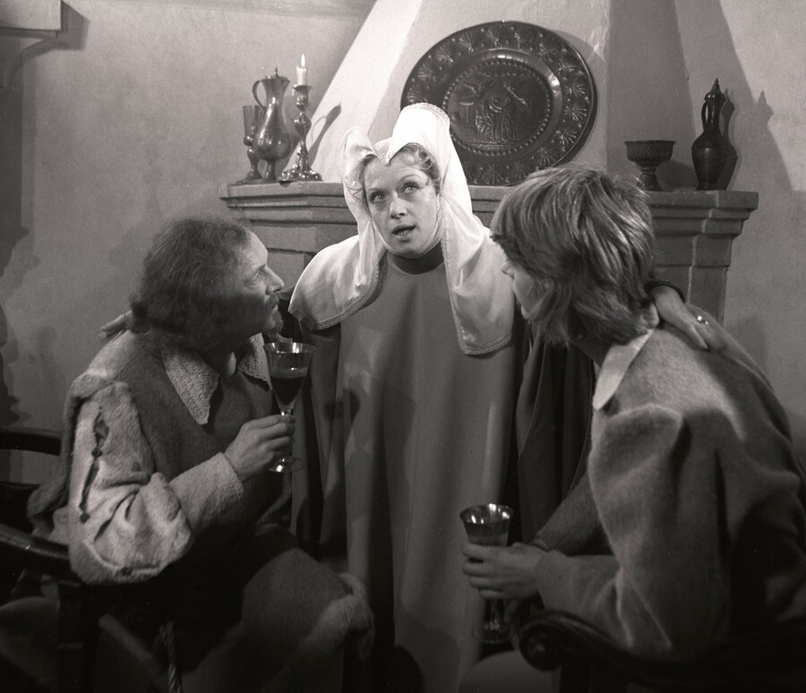 Фотография со съёмок фильма «Принцесса на горошине» (1976). Кинопоиск.ру.