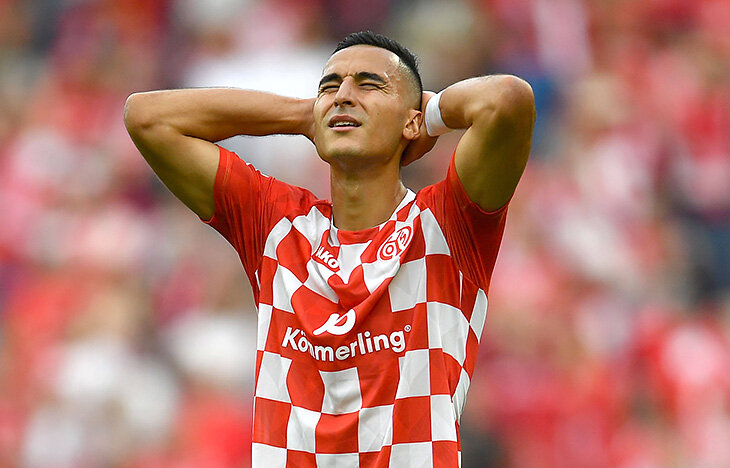 Интерес из Англии, Усиление «быков» и Вингер в ЦСКА: Трансферные и Футбольные новости РПЛ. Главное, что случилось на российском трансферном рынке.-3