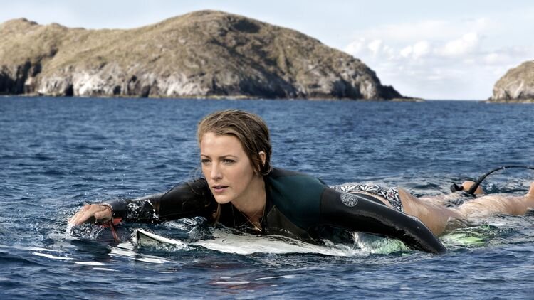 Источник: https://www.npr.org/2016/06/23/482788831/shark-weak-the-shallows-strands-blake-lively-at-sea