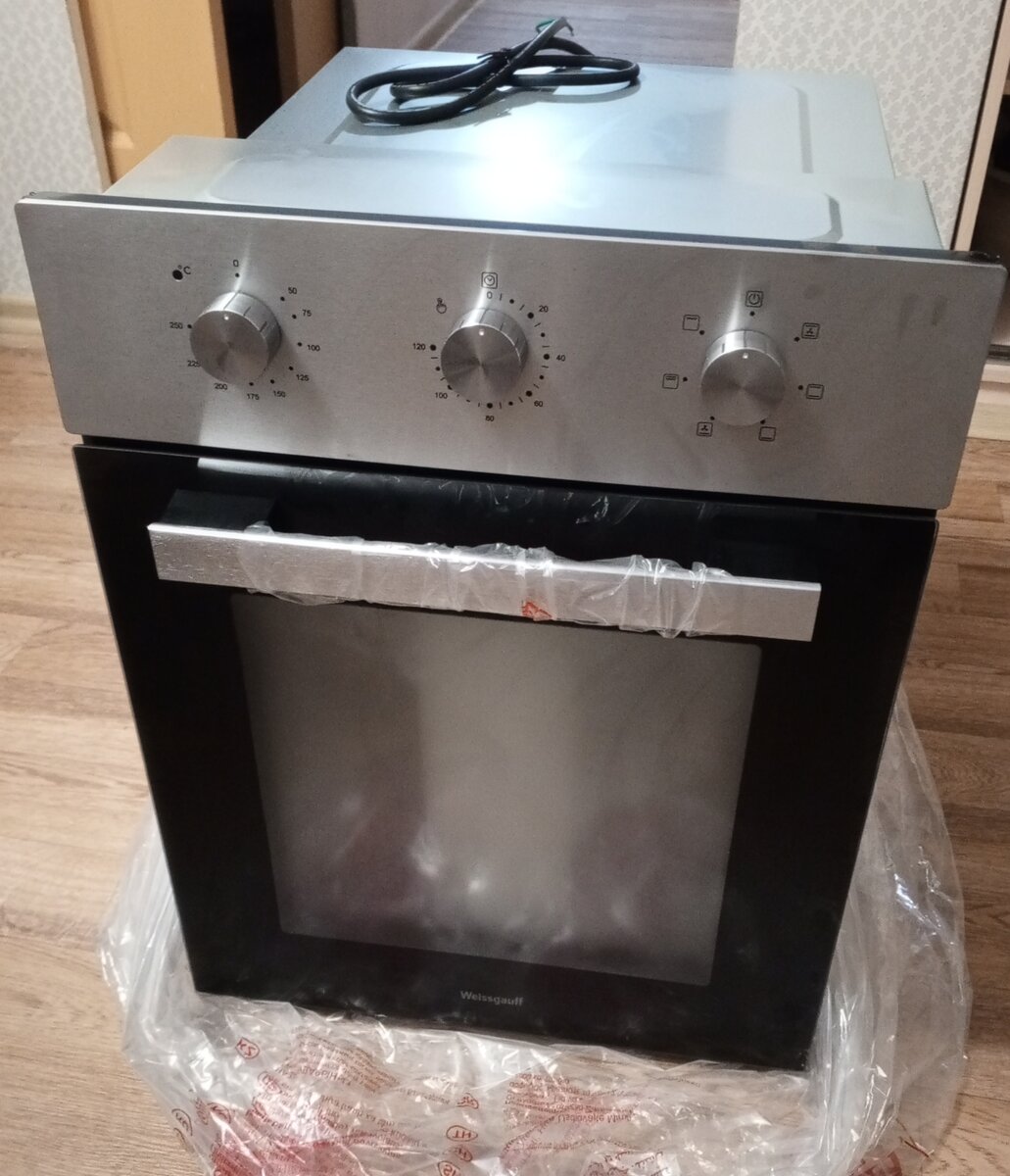 Духовой шкаф