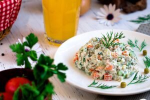    russian salad with herbs and orange juice Даниил Кугушев