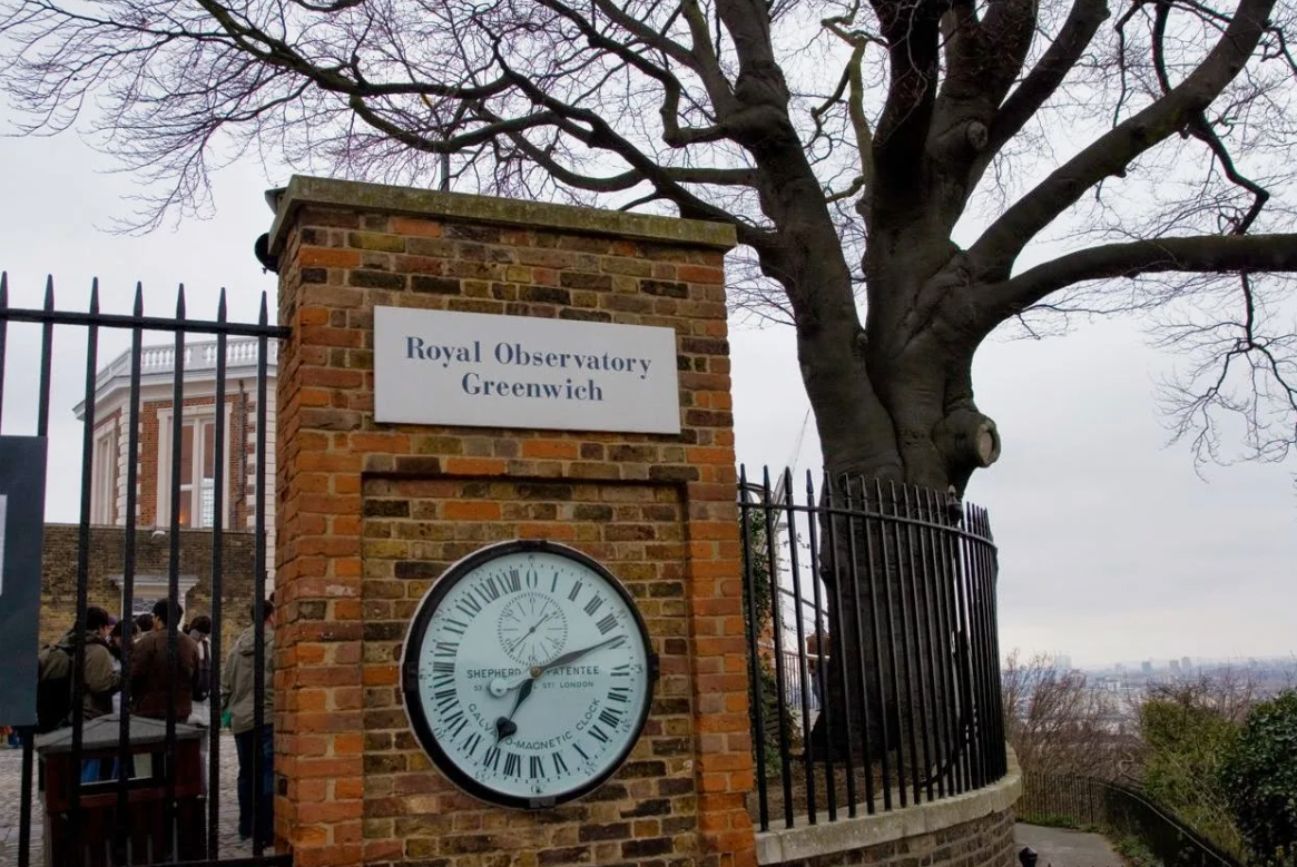 через какую обсерваторию проходит нулевой меридиан. основы измерения времени в астрономии. гринвичская обсерватория нулевой меридиан. всемирное гринвичское время. карта часовых поясов gmt.
