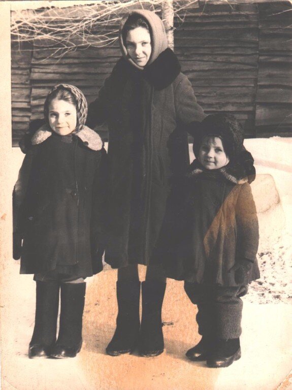 Мы с Галей в платках.