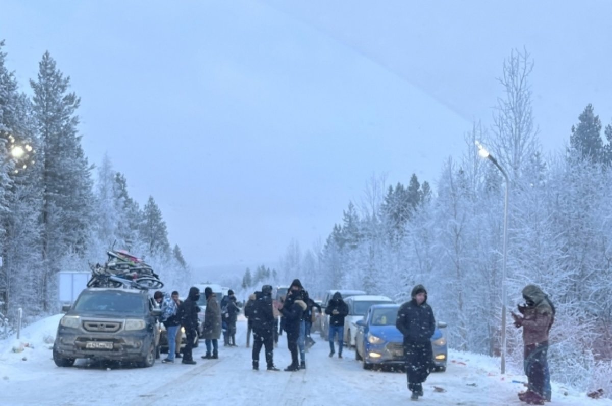    К среде на российско-финской границе скопилось около 300 человек из более чем 10 иностранных государств. Не прошло и суток, как их число превысило 400 человек.