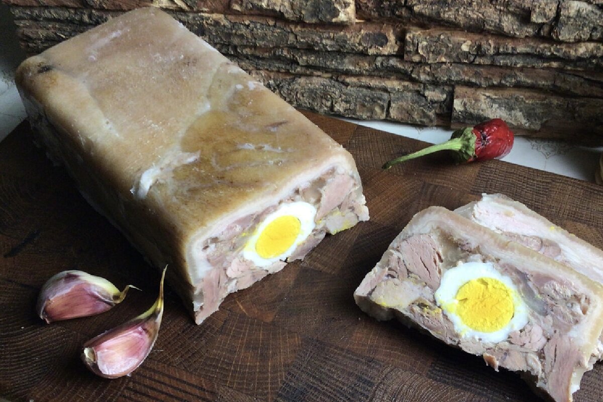 Ветчина с варёными яйцами. Фото автора 