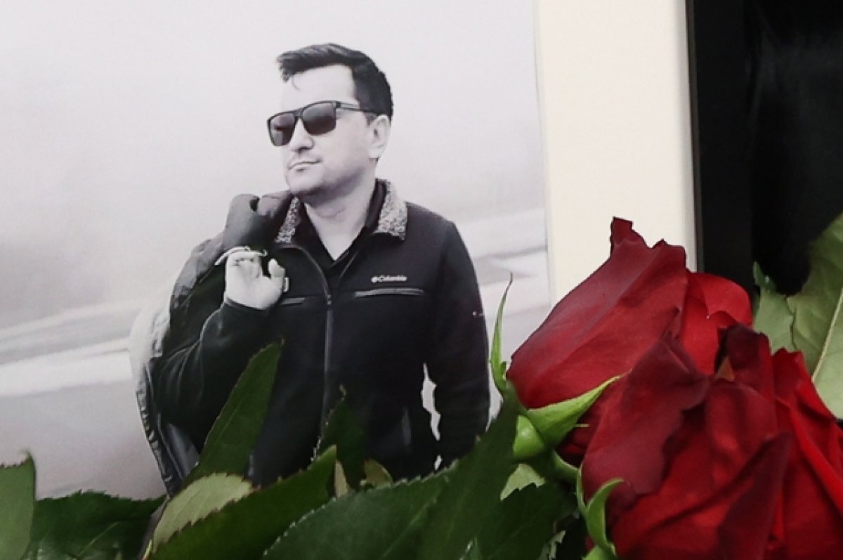    Борис Максудов.