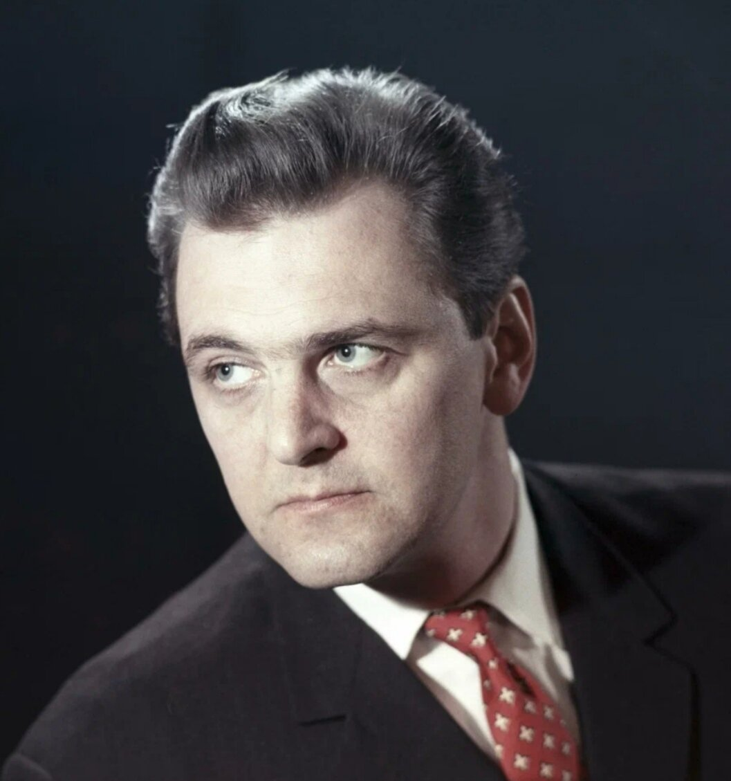 Юрий Яковлев