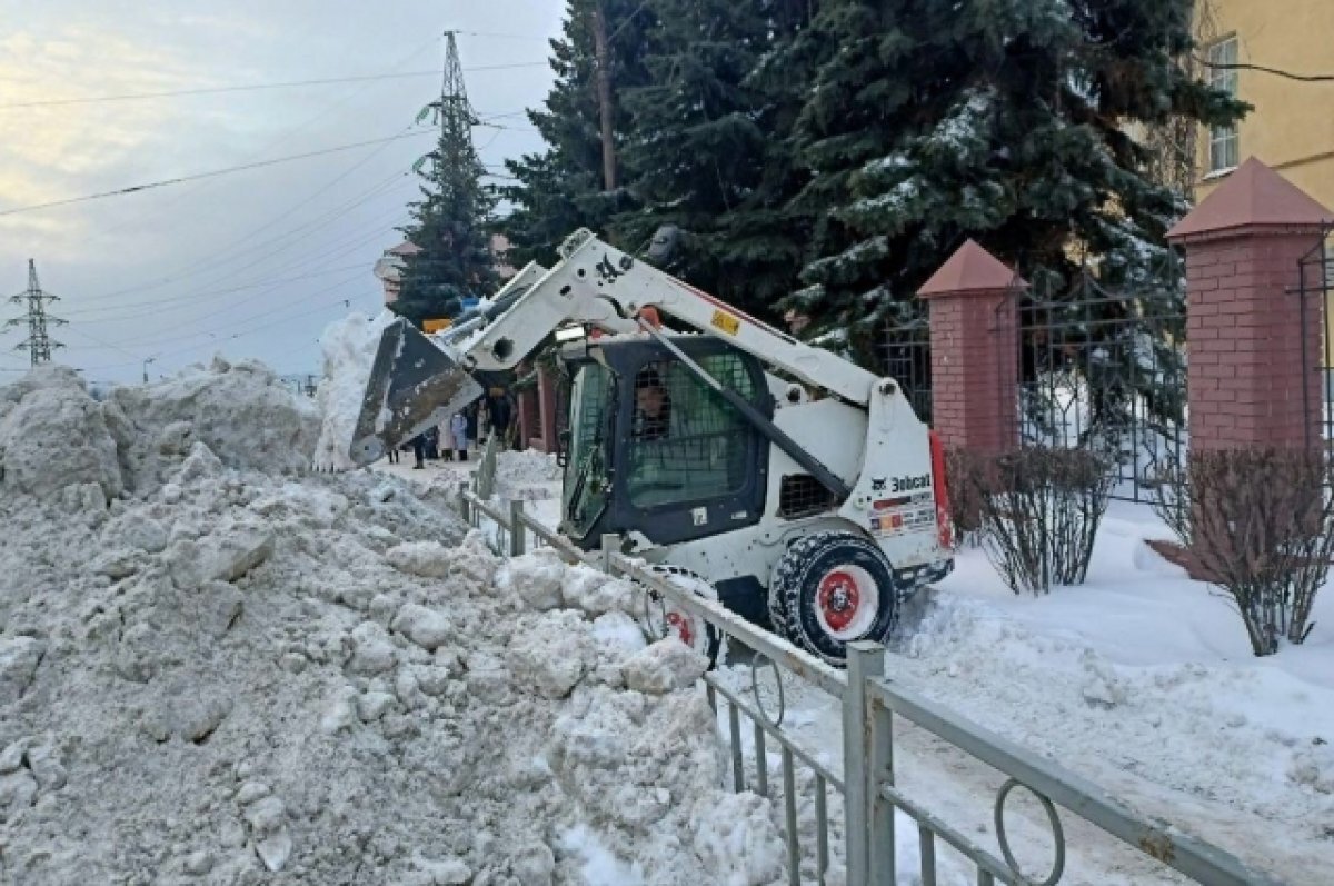    Ночью 24 ноября дороги Ульяновска будут чистить 62 спецмашины