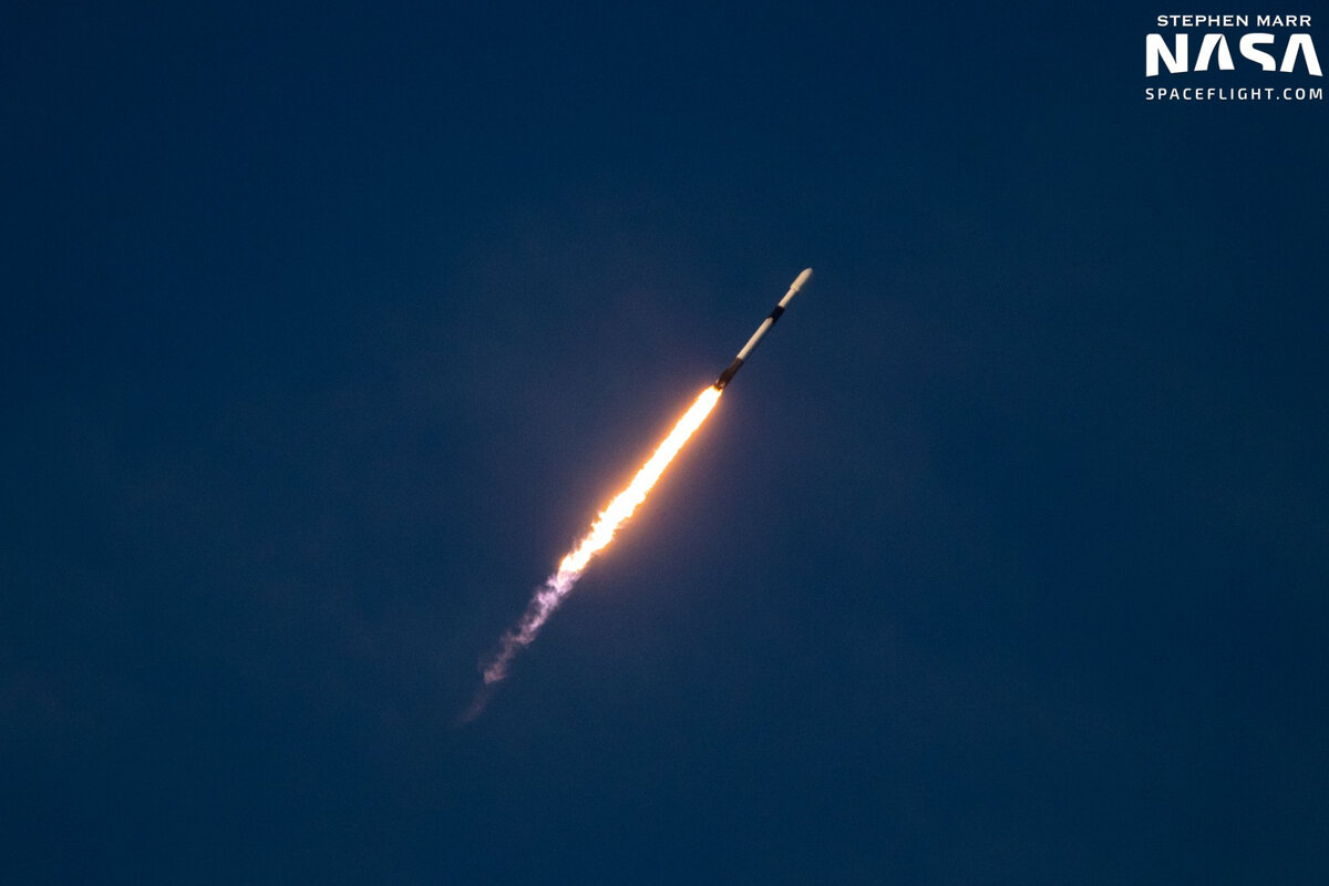 Spacex falcon 9. Капельный холодильник-излучатель для ядерного буксира зевс. Космические запуски 2024 в мире. Запуск. Атлас 5 старлайнер.