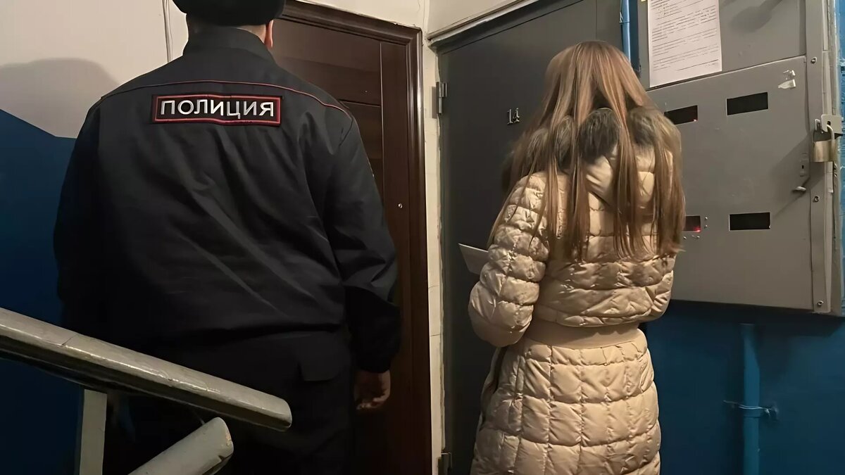     В столице Приморья состоялся рейд по съемным квартирам. Проверка договоров аренды прошла преимущественно по тем адресам, на которые поступали жалобы от жителей Владивостока.