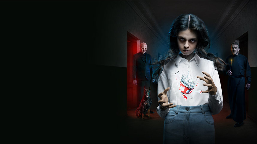 Алекс и бен между нами горы. Постер аквамен. Киногр. Марокканская мафия сериал. Скала джонс джуманджи.