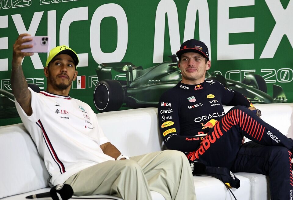    Стало известно, кто общался с Red Bull от имени Льюиса ХэмилтонаGetty Images / Red Bull Content Pool