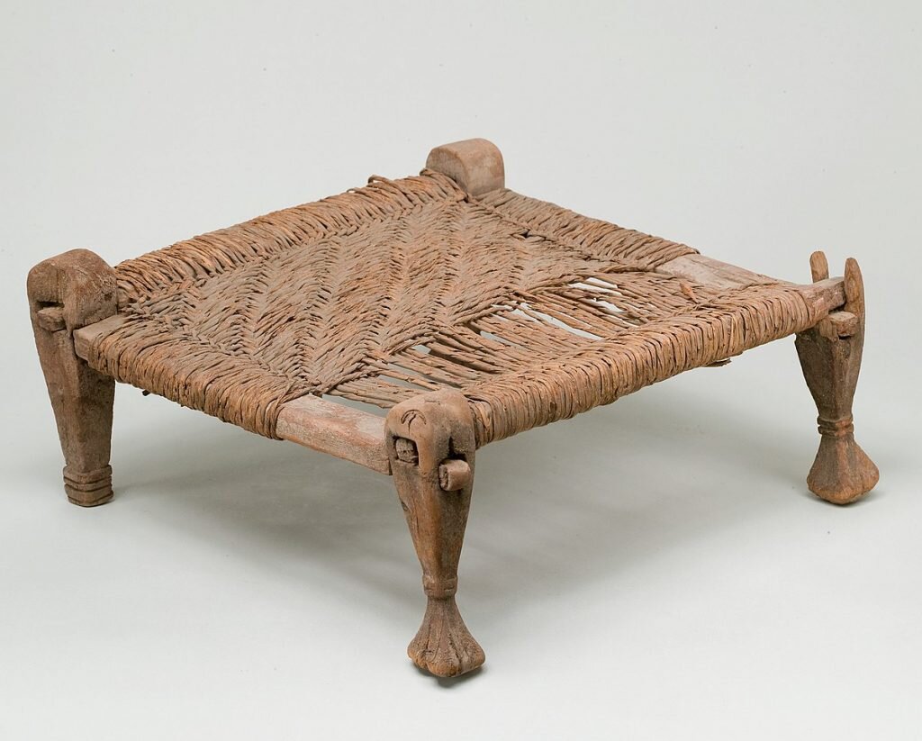 Табуретки в Древние времена