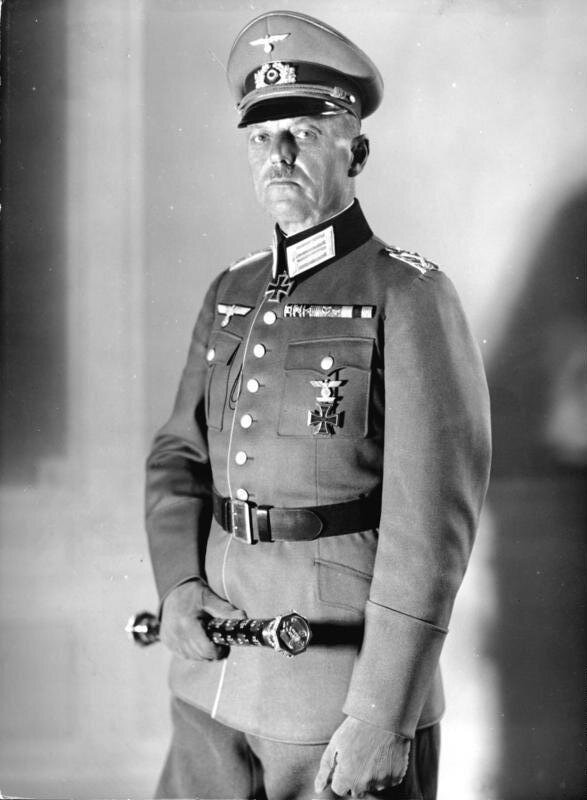 Герд фон Рундштедт (1875 - 1953) - немецкий военачальник, генерал-фельдмаршал Вермахта.