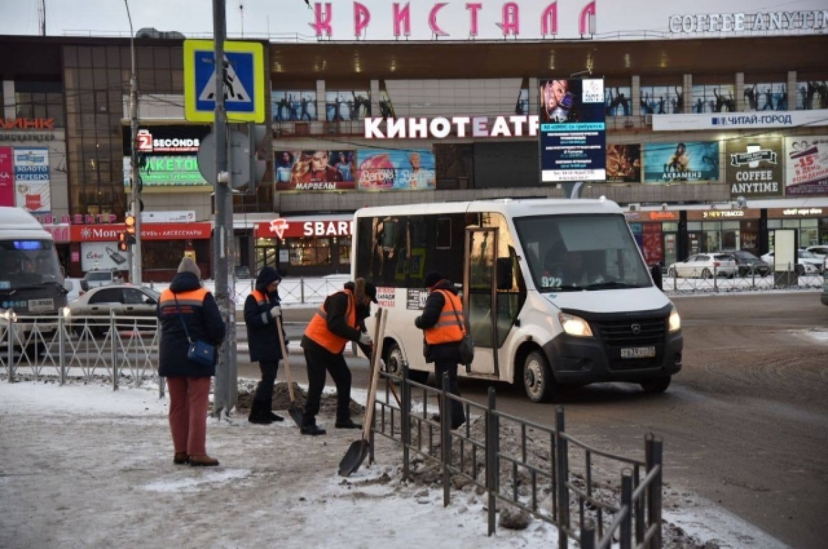 На уборке снега в Омске задействованы все городские ресурсы | АиФ-Омск |  Дзен