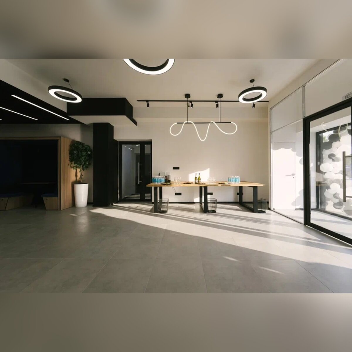 Так выглядит коворкинг. Можно ли его купить себе? 