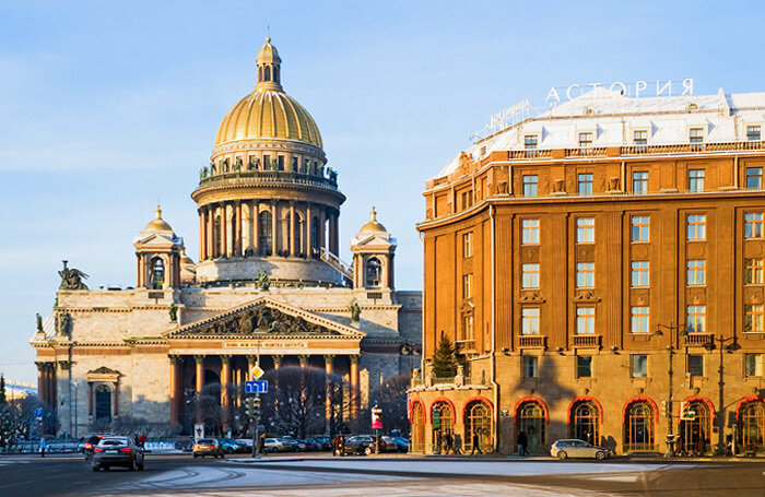    Санкт-Петербург. Вид на Исаакиевский собор и гостиницу «Астория».Александр Щепин/Фотобанк Лори