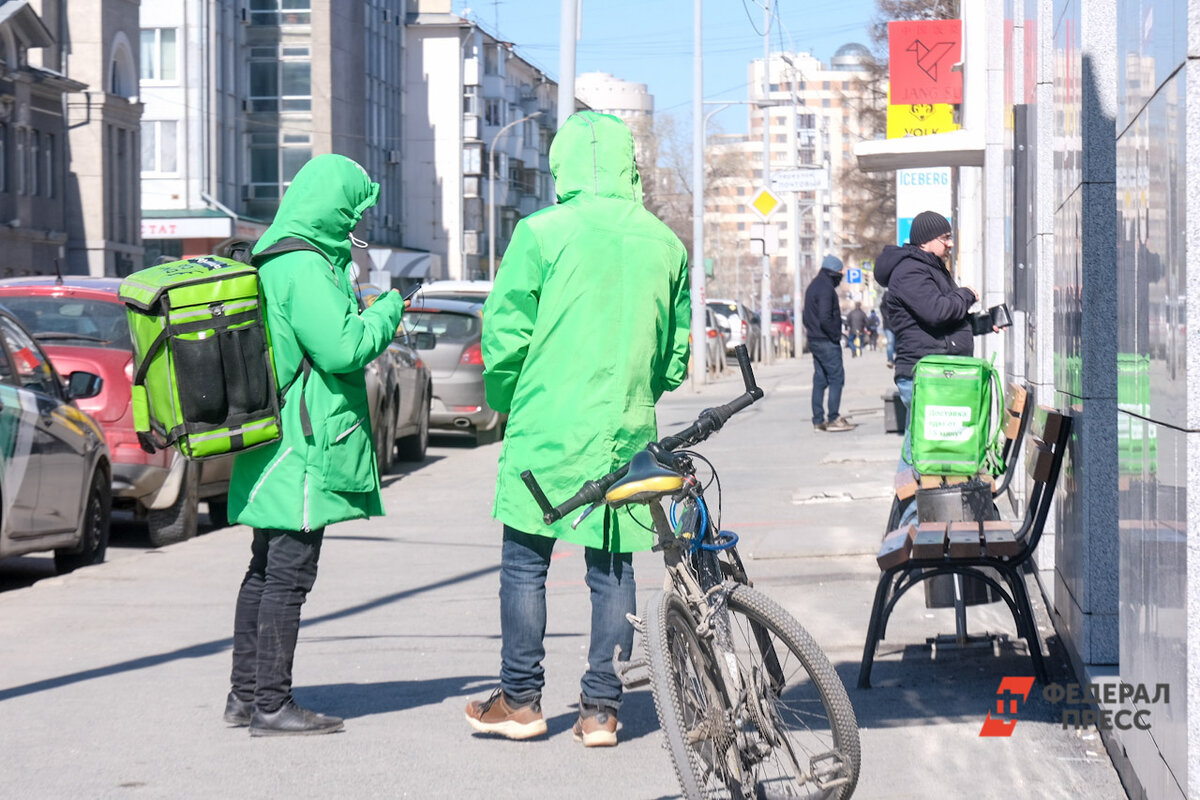 Доход у курьеров продолжит расти и дальше.  Фото: ФедералПресс / Полина Зиновьева