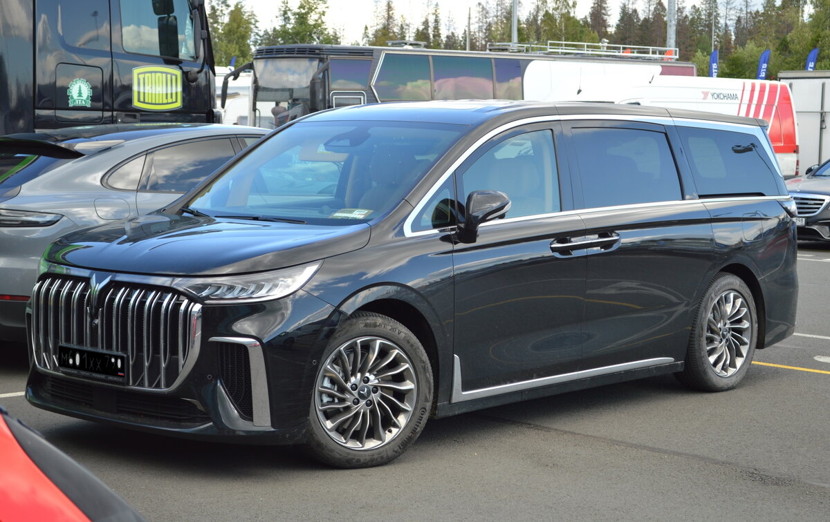 Да, китайские машины действительно зачастую не красавицы. Но откуда столько агрессии? Вы же  не брызгаете желчью в интернете каждый день, встретив, например, в подъезде некрасивую жену соседа?