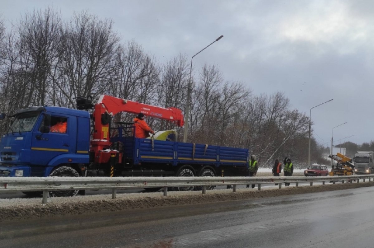   ​​​​​​На участке автодороги Тула – Новомосковск ставят отбойник