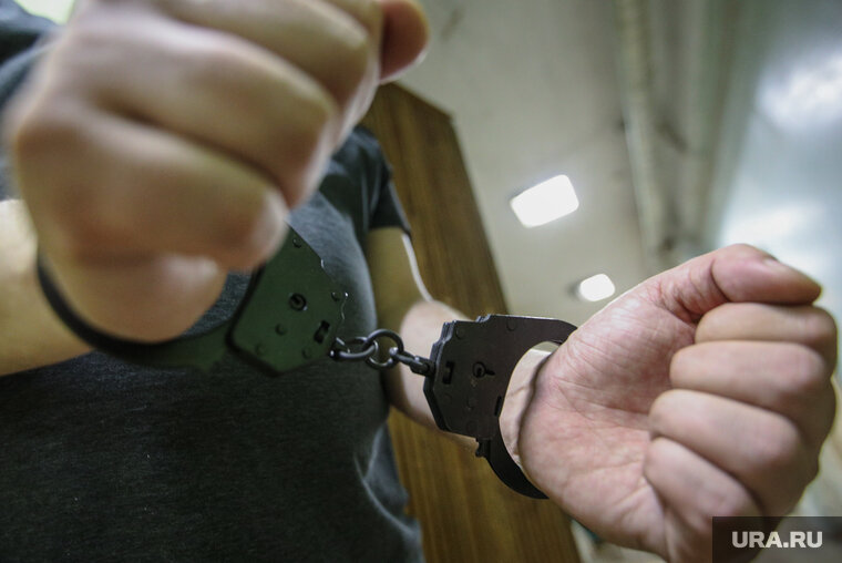    Мужчину подозревают в наркосбыте