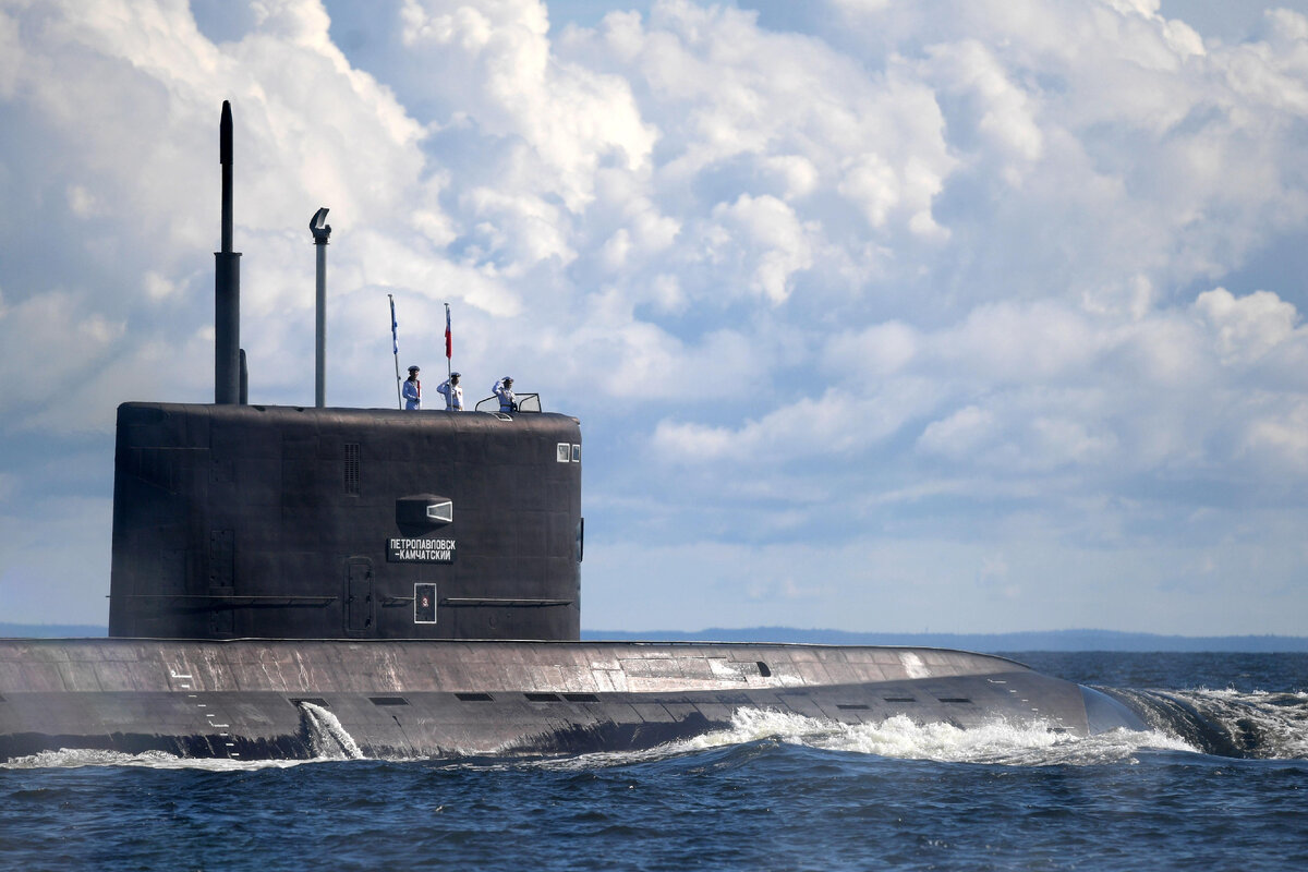 Российская дизель-электрическая подводная лодка проекта 636.3 «Варшавянка» -  Б-274 "Петропавловск-Камчатский".