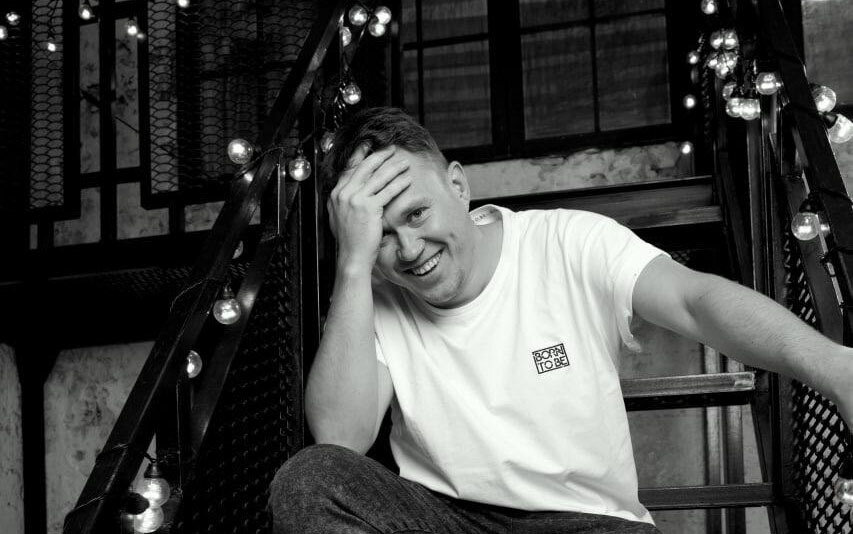     Режиссёр Андрей Богатырёв / Людмила Кравченко