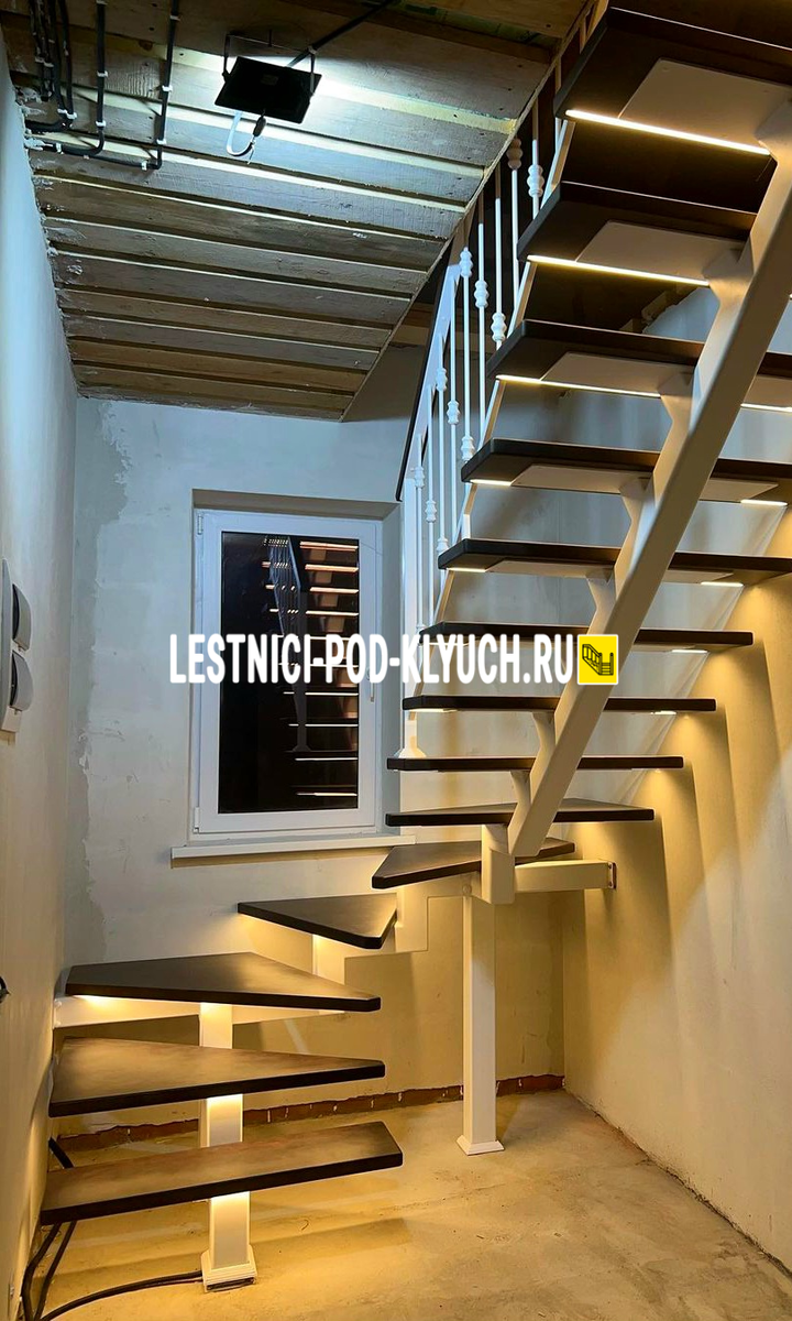 Принимаем звонки: пн-вс с 8:00 до 21:00 (+7 499 490-72-90). Электронная почта: info@lestnici-pod-klyuch.ru