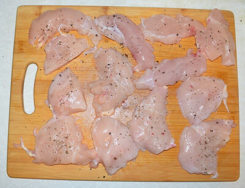 Подготавливаем курицу