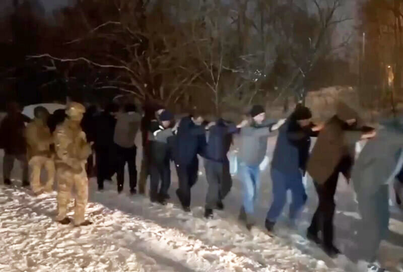    Облава на автобазе, Хабаровск